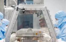 NASA otwiera kapsułę z kosmosu.
