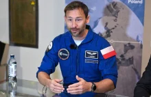 Silny wiatr pokrzyżował plany. Sławosz Uznański