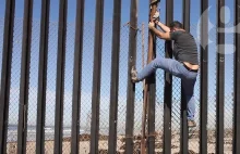 Przeprawa przez granicę USA-Meksyk