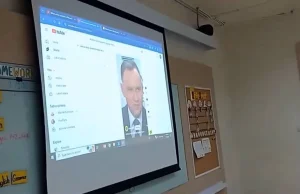 Nauczyciel pokazał uczniom w Bangkoku klip z Dudą