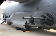 Niezwykła Historia AC-130: Uzbrojony w haubice, armaty i działo gatlinga.
