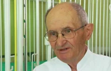 Najstarszy chirurg w Polsce kończy karierę. Ma 96 lat.