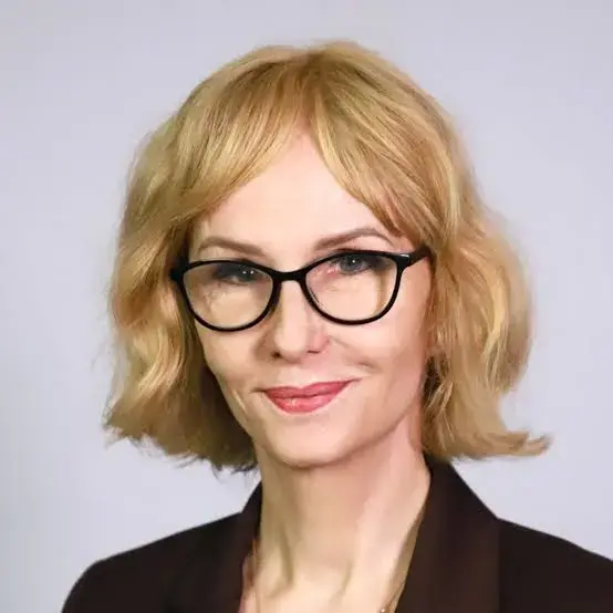 Wiceminister Demkow twierdzi, że zmarły ratownik medyczny mógł pracować krócej