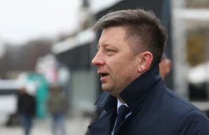 Zmiana władzy nie zaszkodziła fundacji powołanej przez Michała Dworczyka