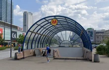 Zniknie zadaszenie metra Centrum z lat 90. Ogłoszono przetarg