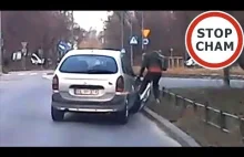 Kierowca celowo potrącił rowerzystę