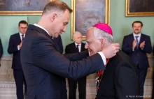 Duda odznaczył Jędraszewskiego tuszującego pedofilię Krzyżem Komandorskim