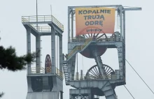 "Polska woda gnije". Greenpeace z banerami na kopalni