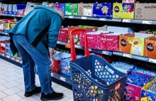 Niepokojący trend w sklepach. Nie pomogło, że część zakupów potaniała