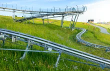 Wypadek na zjeżdżalni grawitacyjnej. Dwoje dzieci w szpitalu - RMF 24