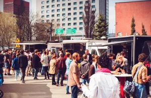 Food trucki pod ostrzałem. Polacy mają dość z kilku powodów