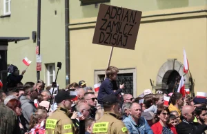 Policja zabrała baner, bo... drewniany trzonek mógł stwarzać zagrożenie