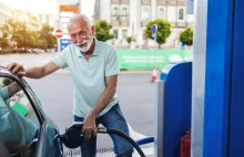 Karta dużej rodziny przysługuje też seniorom, którzy wychowali 3 dzieci