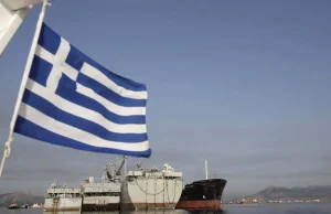 Greckie tankowce nagminnie łamią sankcje Unii, armatorzy zarabiają na wojnie