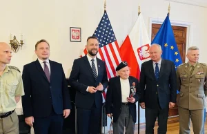 Kosiniak-Kamysz w USA. Podpisano trzy umowy, w tym o zakup min morskich