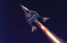 Pierwszy komercyjny lot w kosmos firmy Virgin Galactic - nie przegap!