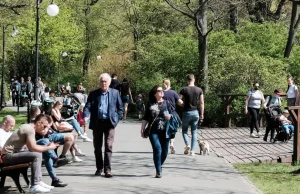 Bezwarunkowy dochód podstawowy w Polsce? Zakład? "Jak najbardziej"