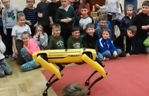 Robot Boston Dynamics w olsztyńskiej szkole. Dzieci wręcz oszalały