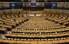 Afera wizowa. Apel o "pilną debatę" w Strasburgu z udziałem Komisji Europejskiej