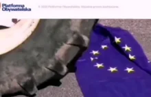 Jedynka na liście do Sejmu nazywa flagę UE "łachem" i rozjeżdża ją na ulicy!