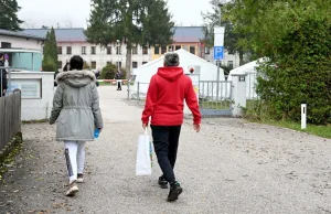 Austriacy wprowadzają obowiązkową pracę dla osób ubiegających się o azyl