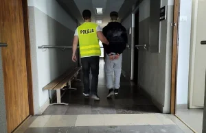 Trzech obywateli Ukrainy napadło na mieszkańca Częstochowy. Ukradli mu e-papiero