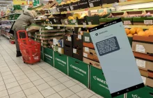 Biedronka kontra Lidl. Klienci pokazują dziwne SMS-y o promocjach