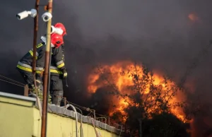 Pożar domu w Zakopanem. Jedna osoba zginęła, druga jest ranna