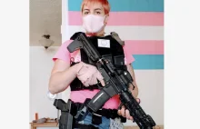 Bomby,broń i ideologia. Uzbrojeni transaktywiści i marksiści szkolą się do walki