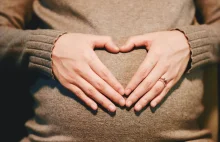 Dwie kobiety nosiły dziecko w ciąży. Pierwsza taki przypadek w Europie