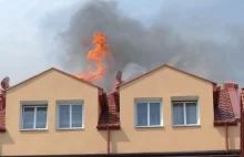 Pożar budynku mieszkalnego w centrum Olecka. Ruszyła zbiórka pieniędzy