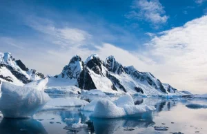 Lód morski na Antarktydzie najmniejszy od 45 lat. Naukowcy załamani.