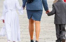 Nowy trend na komunię. Nie tylko fryzjer i kosmetyczka, na maj brakuje terminów