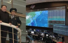 Kim Jong Un ogląda pierwsze obrazy,z północnokoreańskiej satelity szpiegowskiej.