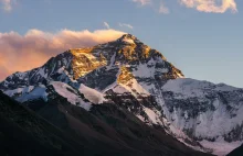 Zmiany na Evereście: góra nie będzie już dostępna dla każdego, kto ma pieniądze