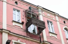 Sąsiedzi podają dramatyczne szczegóły po zawaleniu balkonu