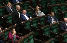 Video - Sejm Postanawia: Immunitet Grzegorza Brauna Z Konfederacji Zostaje Uchyl