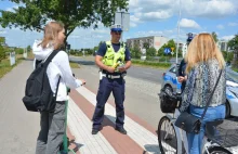 Tysiące mandatów dla rowerzystów. Nie wiedzą, że muszą ustępować pierwszeństwa.