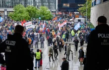 Niemcy: Niepokojące dane. Znaczy wzrost marszów skrajnej prawicy
