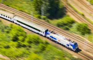 Bilety na pociągi PKP Intercity kupimy na stacji benzynowej?