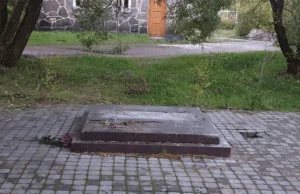 Znikające pomniki: Rosja usuwa ślady Polski i Finlandii