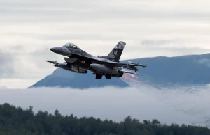 Katastrofa amerykańskiego F-16. Rozbił się u wybrzeży Republiki Korei