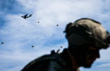 Dlaczego żołnierze GROM zginęli podczas skoków desantowych w USA?