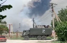 Atak dronów na Krymie. Widać słupy dymu