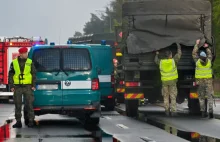 Zderzenie brytyjskich pojazdów wojskowych w Szczecinie. Są poszkodowani