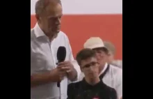 Przypadkowy, zatroskany obywatel z wiecu D. Tuska. Dziś już jest prezesem ARP.