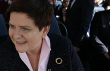 Szydło zaprosiła do Brukseli rodzinę i znajomych ze szkoły. Fundowała zła Unia