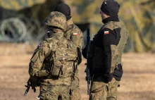 Polscy żołnierze używają amatorskich systemów łączności z Chin