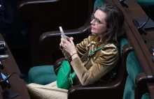 Jachira oburza się na spotkanie opłatkowe w Sejmie