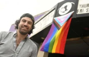 Liberałowie skonsternowani, muzułmańskie miasto w USA zakazuje flag LGBT
